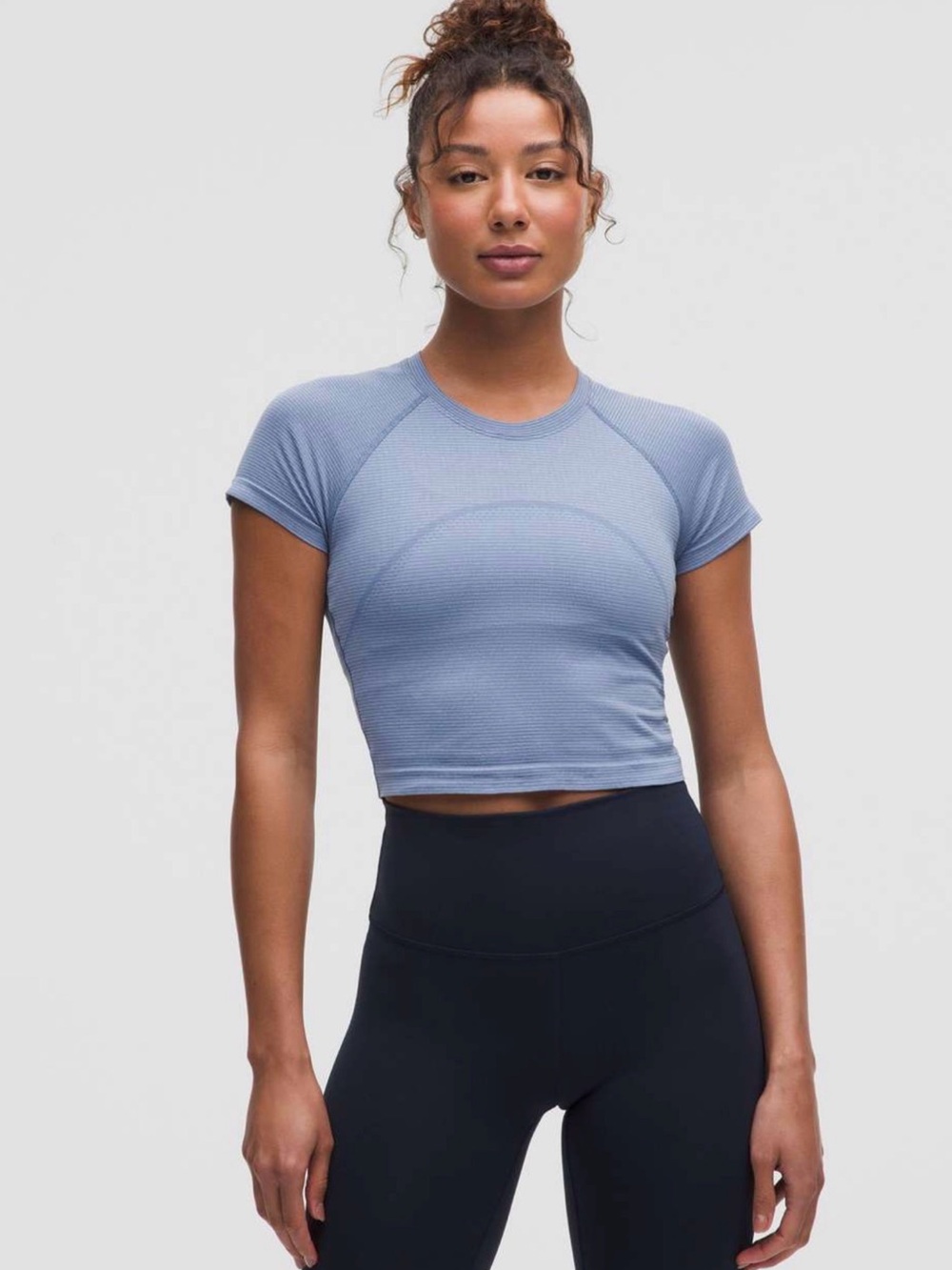 Lululemon Swiftly Tech Cropped Short-Sleeve Shirt 2.0 Size 8 Blue